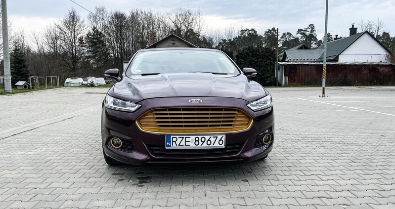 Ford Fusion cena 33500 przebieg: 229840, rok produkcji 2013 z Koluszki małe 326